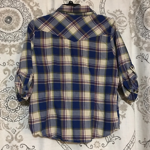 Mudd Button Top - Picture 3 of 4